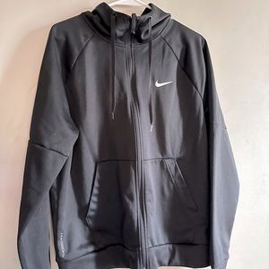 - nike tech jacket
